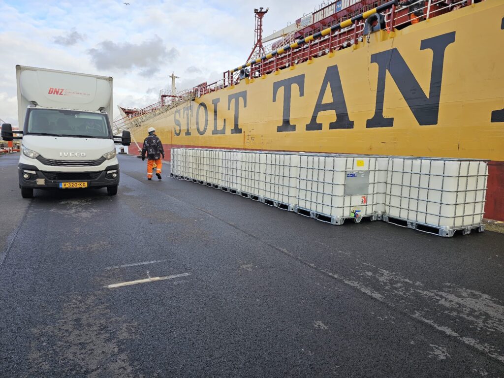 WhatsApp Image 2025-01-29 at 14.42.03_0c76bd5a